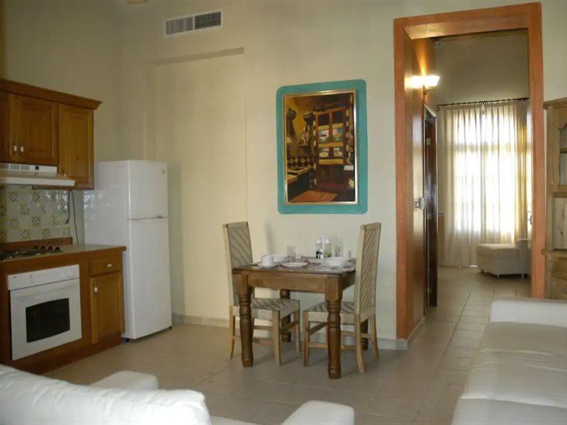 מזטלן The Melville Boutique Hotel מראה חיצוני תמונה